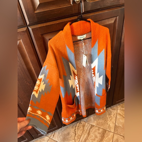 Rockin C Aztec Cardigan - Picture 4 of 7
